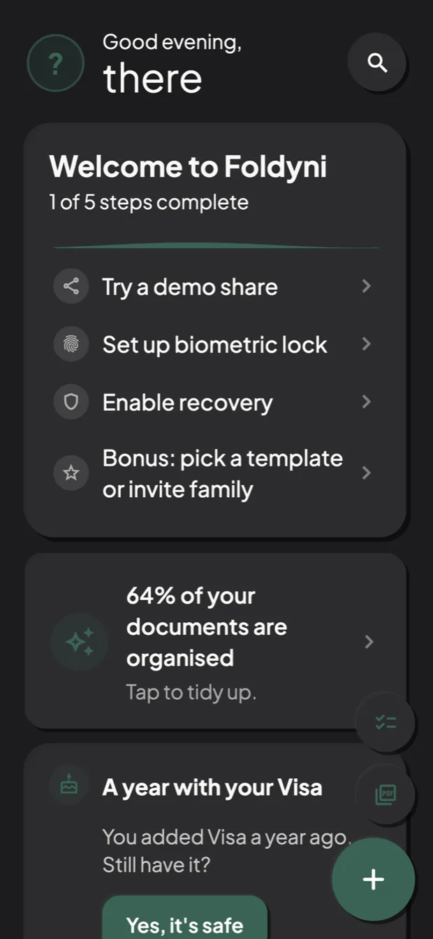 Foldyni's dark theme: the same home screen in deep matte gray.